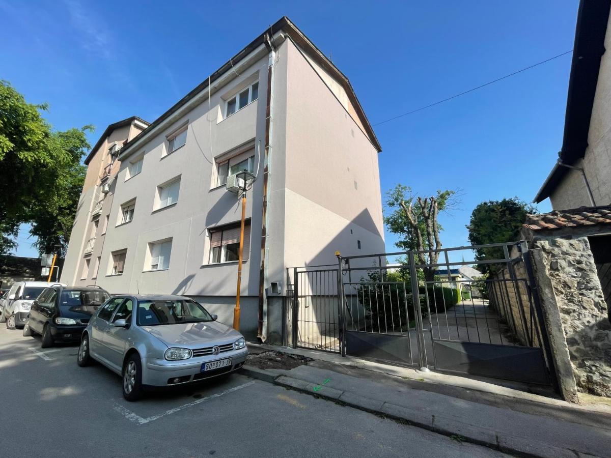 Apartman Venera Sombor Exterior foto